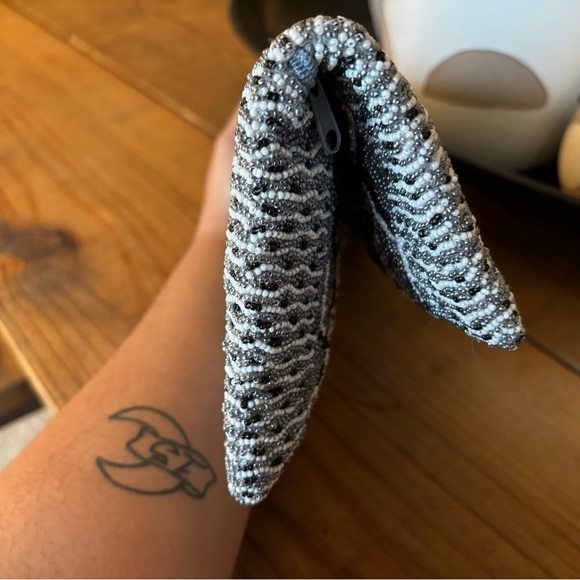 Moyna Beaded Animal Print Couture Clutch - Picture 3 of 9